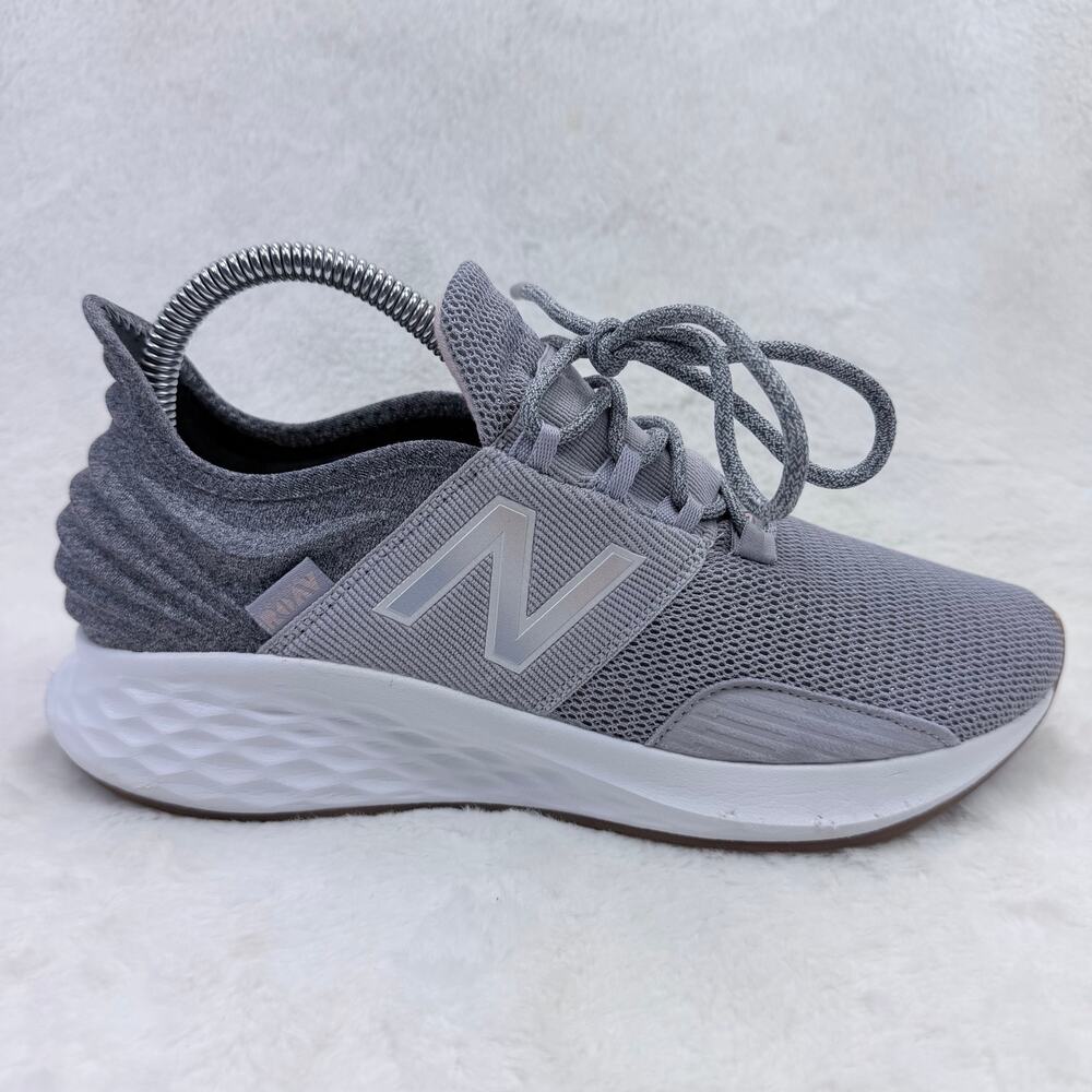 New Balance Fresh Foam Roav V1 Women's Running Shoes Whisper Grey Pink Size 7.5